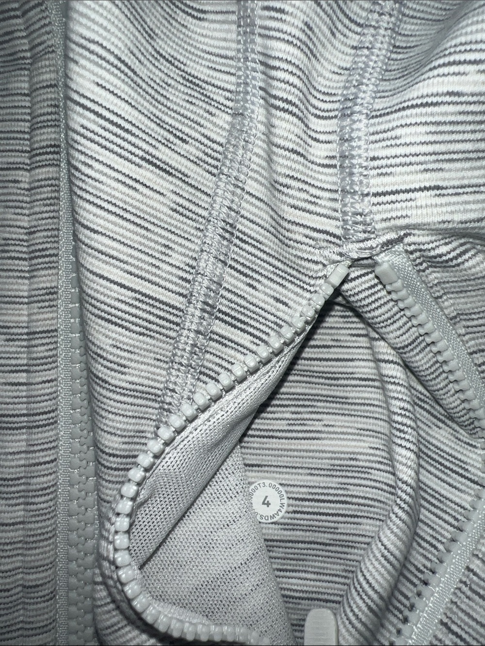 Lululemon Define Jacket Heathered Light Gray Zip-Up Jacket Size 4 like new! - Picture 4 of 5